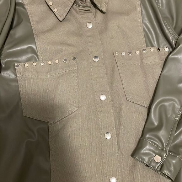 Zara Medium Khaki Green Faux Leather Contrast Studded Jacket - NWOT - Picture 9 of 12